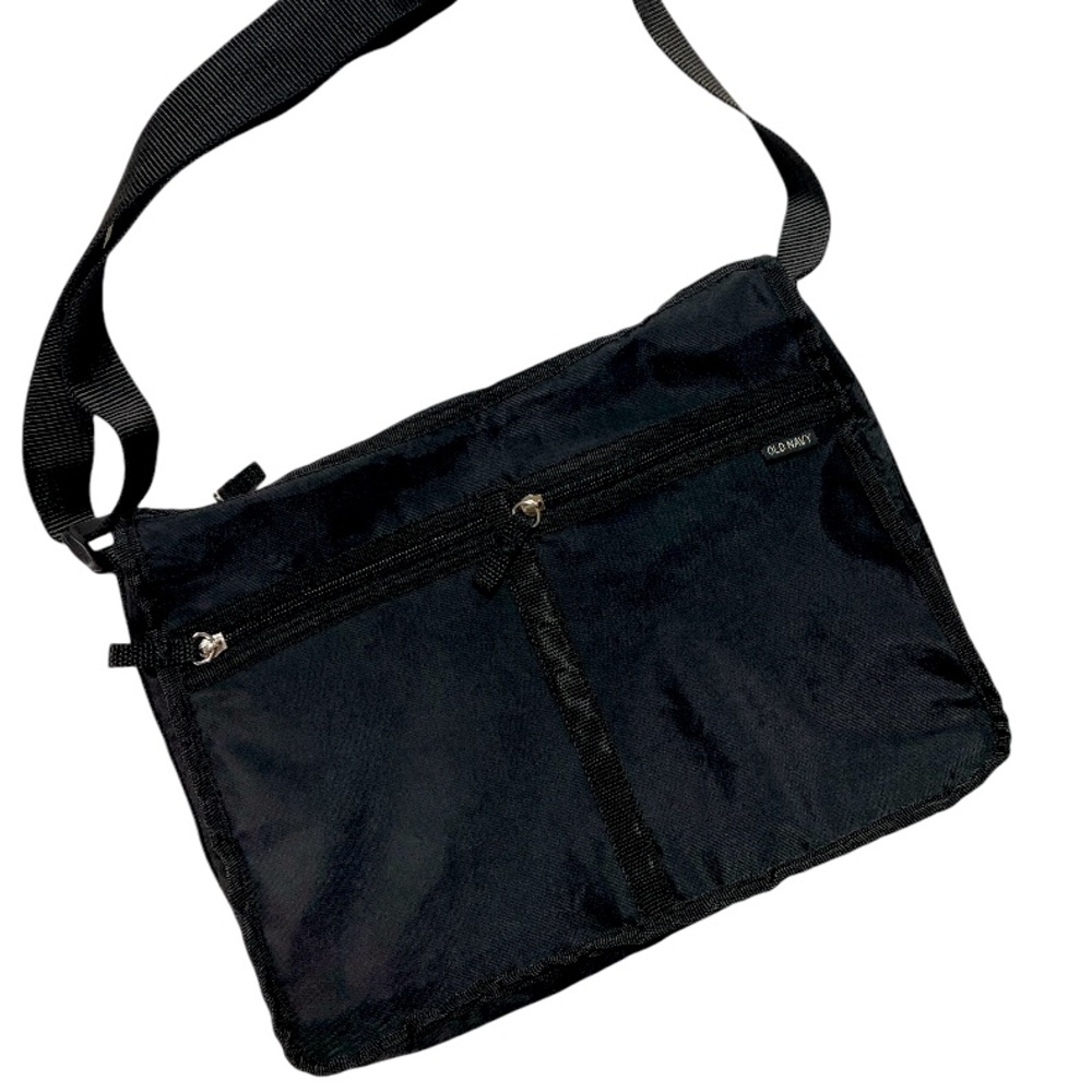 Old Navy Black travel purse